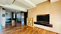 北區丨太子生活公園丨稀有釋出三房景觀平車宅