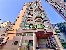 $294三民高中周邊騰景大樓2房平車輕鬆朔回三房