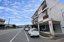 馬賽12米大路邊店住