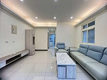 近學區~全新整理一樓邊間精緻美寓