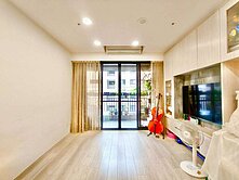 北屯十期軍功東山雙商圈精裝美三房車位