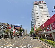 專約~三多商圈黃金透店9.5米路寬翻新打造自用收租