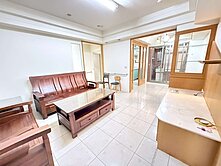 永和市中心[老爺華廈]電梯3房2衛附車位