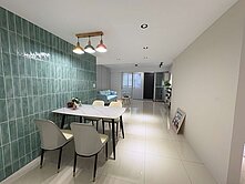 麗山學區/港華街一樓/全新裝潢/門口方便停車