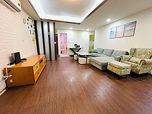 威盛✨低總價-新街國小美3房/忠福商圈/SOGO