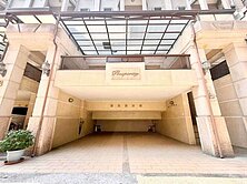 ✅左營高鐵特區┃優質學區┃大面寬電梯雙車墅