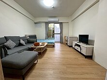 羅東運動公園低總價套房~台灣房屋婕如~小豬