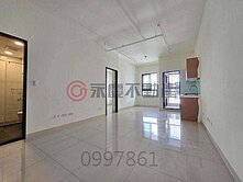 鼎山家樂福商圈鑫天地2期全新未住的純白空間