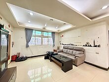 $近三重國小500M邊間三面採光美寓★