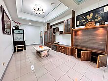 (專任獨賣)英倫皇家電梯大3房+坡平車位