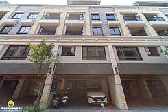 仁武面寬車墅｜2年輕屋齡｜間間配獨立衛浴