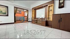 鳳山瑞興國小-電梯2房+平車／捷運周邊／屋況佳