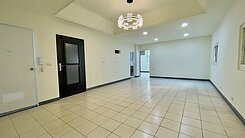 最低單坪18萬｜市政捷運｜使用坪近47坪絕版公寓