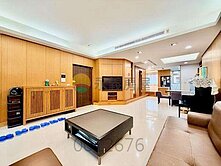 專約上合院｜稀有樓中樓｜5大房4衛｜雙平面車位