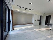 霞海重劃區｜榮總商圈｜	太子雲極｜高樓景觀二房平車