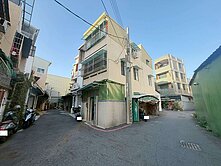 北區近好市多文賢商圈大地坪邊間透天【C121】