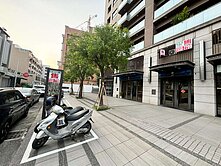 新文山華鳳賺錢店面