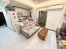 專任約🔥低總價低公設🔥🔥中國海二房