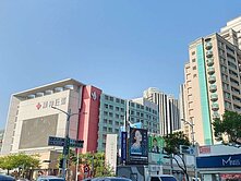 漢神巨蛋旁｜華爾道夫三房平車｜捷運商圈首選