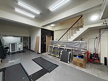 獨家~3年屋 內壢電梯別墅 可廠登、可停2部車