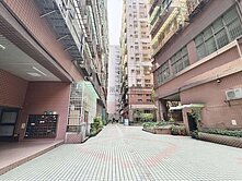 捷運中華冠軍挑高三房