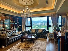 長虹虹頂霸景豪邸