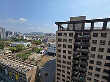 15566🎉芳崗博士館🎉家樂福旁三面採光三房