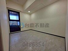 火車站後驛R12捷運全新亮麗兩房/興富發博愛