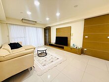 O13棋琴文化苑河景首排大4房平車