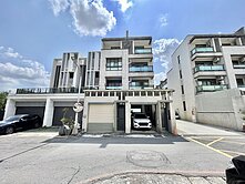 近家樂福!國道1號!楠梓邊間車墅