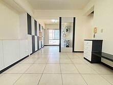 大灣國中採光明亮雙衛開窗三房平車