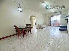 高雄大寮新婚首購電梯三房車位陽明山莊