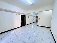 降!楠梓近交流道#大三房平車#屋況佳#雙陽台