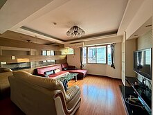 鳳山經武路 | 邊間採光3+1房