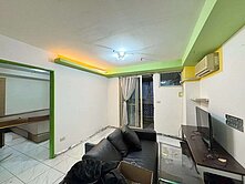 買房找露西★公益路金雞母｜低總價入手黃金地段兩房