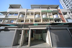 建工明誠商圈收租自用好停車美透天