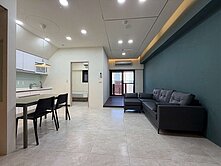 愛河景觀宅高樓層兩房平車