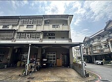 宜市近轉運站4房邊間美墅~台灣房屋婕如~小豬