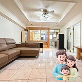 河堤裕誠商圈稀有高樓層釋出/採光明亮/平面車位