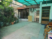大有商圈邊間大地坪面寬透天