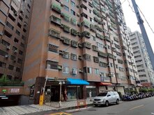 南區樹義國小學區靜園A區附機械上車位