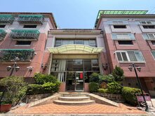 八期豐樂公園旁國泰米蘭別墅近捷運.文心秀泰