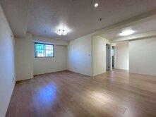 興大工學綠園道｜重新整理採光通風｜三房有車位