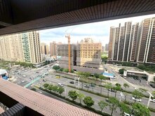 中路重劃區 鉑克棶2房車 永久棟距 直上國道二號