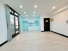 鄭大福 次頂樓美妝大3房 鄰國2東西向生活機能強大