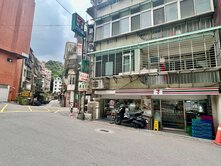 獨家!低總價黃金二樓成家美宅☞中信房屋鄭光宇☜