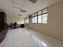鄭大福專約獨賣頂樓防水已施做無敵棟距公寓有天然瓦斯
