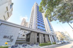 大韋推薦｜市議會豪邸-校園首排景觀-高質感4房平車