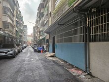 衛武營~瑞豐國中翻新公寓一樓