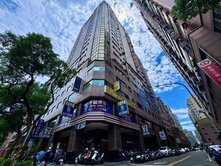 亞灣區旁~低公設 大坪數"國家藝術廣場"美大樓